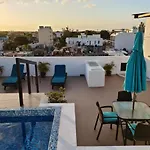 Luxury Apartment 2Br, Pool Roof, Near To The Beach