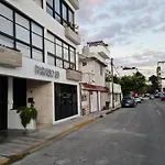 Luxury Apartment 2Br, Pool Roof, Near To The Beach